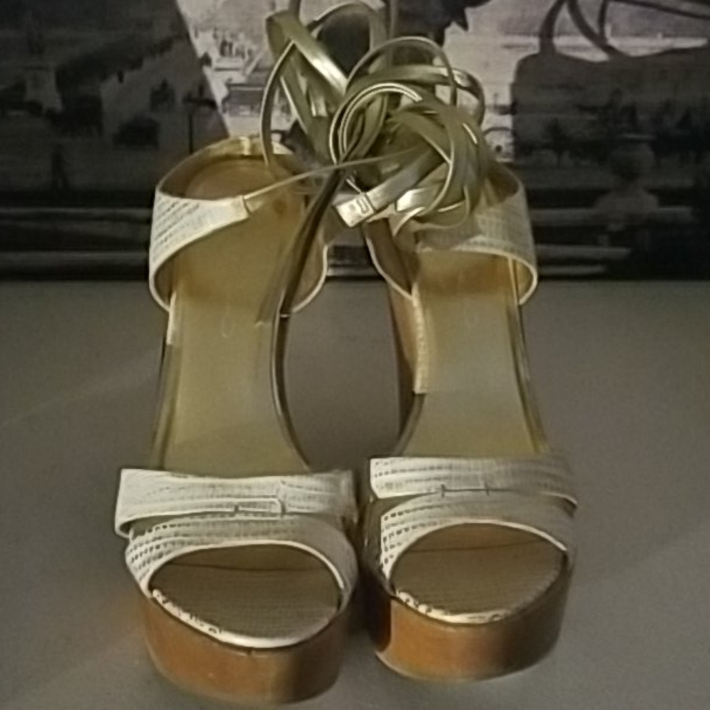 Report Signature leather shoes